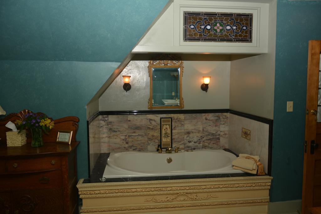 מילווקי The Brumder Mansion חדר תמונה